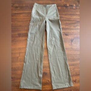 Lululemon Smooth Fit Pull-On High-Rise Cropped Pant 0 Army Green Pants